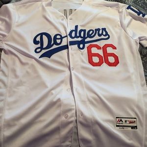 Dodgers jersey puig